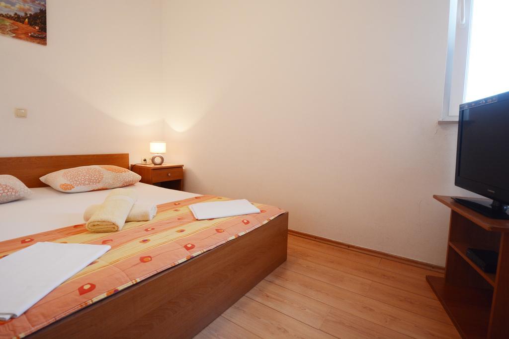 Apartments Ante Omis Luaran gambar