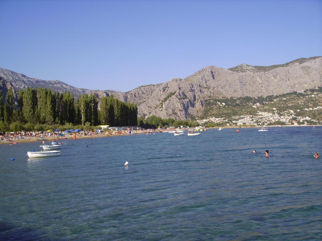 Apartments Ante Omis Luaran gambar