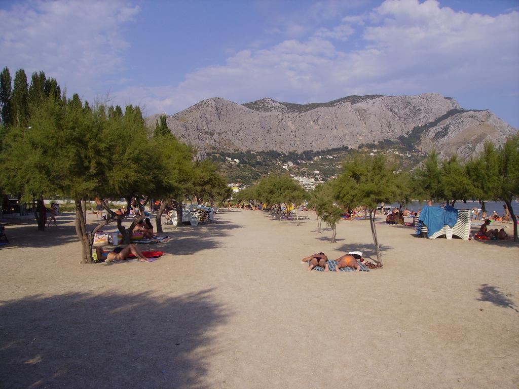 Apartments Ante Omis Luaran gambar