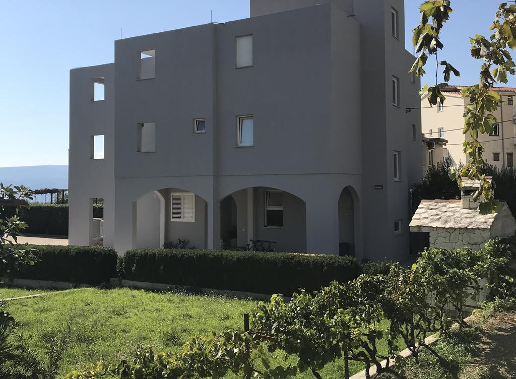 Apartments Ante Omis Luaran gambar